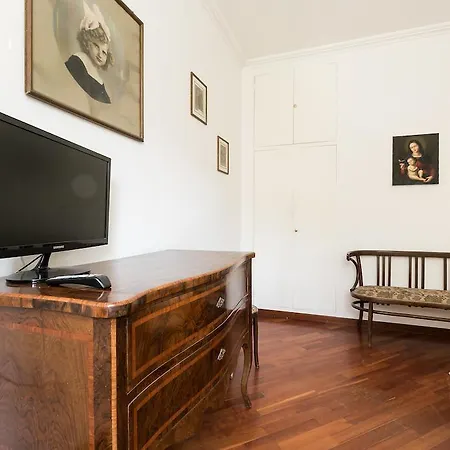 Apartment Gianicolo P.a.c.e. Rome